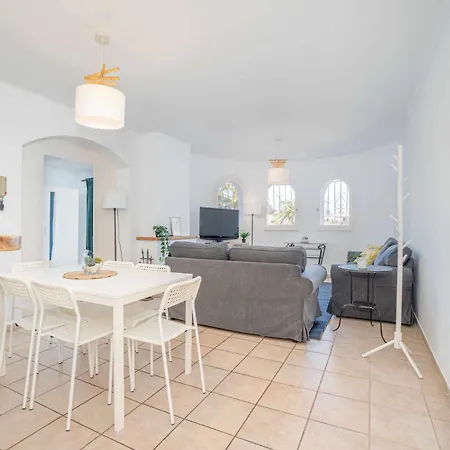 Holiday home Jouvacations Noguera