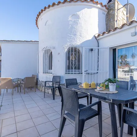 Jouvacations Noguera Holiday home Empuriabrava